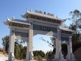 石牌坊安全吗?百年石牌坊结构鉴定方法及处理方案