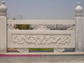 石栏杆好还是水泥栏杆好?石栏杆与水泥栏杆铸造栏杆的选择